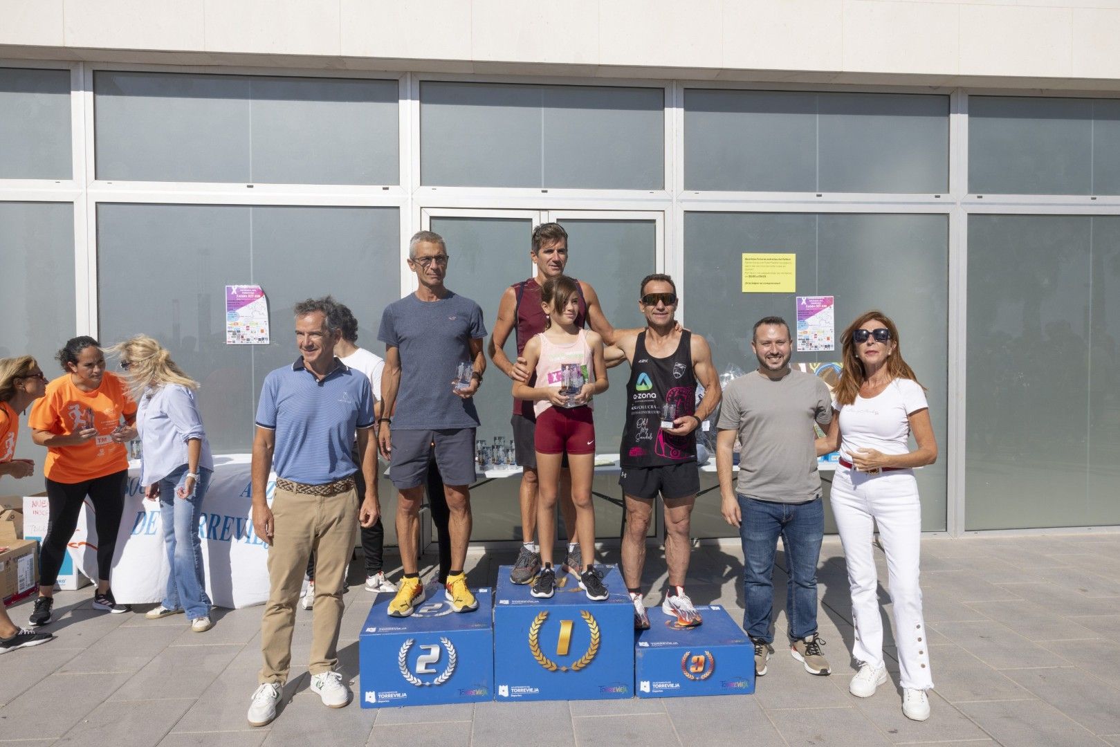 Así fue en imágenes una nueva edición de la carrera solidaria de AFA Torrevieja