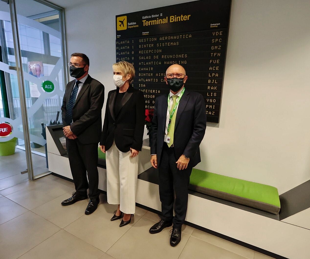 Visita de la secretaria de estado de Digitalización e Inteligencia Artificial a la sede de Binter