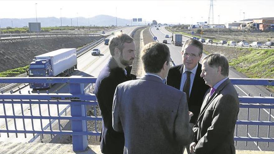 Fomento abre la A-7 en la Vall pero no detalla si la autopista será gratis