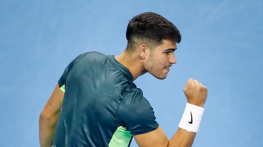 Carlos Alcaraz, con un camino más asequible en París que Djokovic