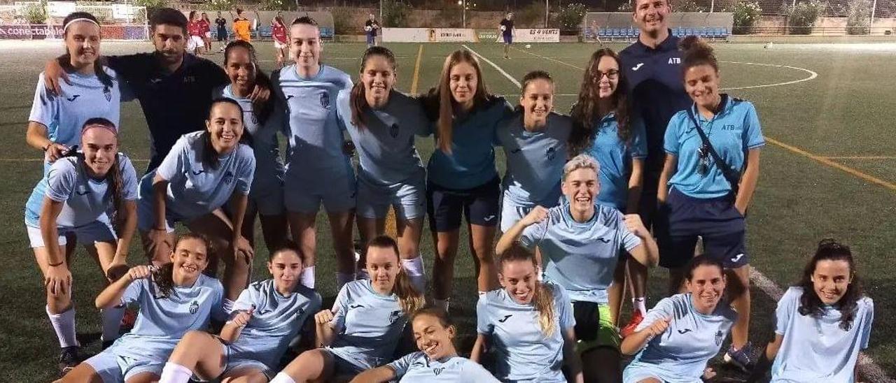 Plantilla del Atlético Baleares femenino, que debuta ante el Unión Viera