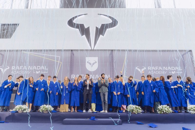 Rafa Nadal y Ricky Rubio presiden la graduación de la Rafa Nadal Academy by Movistar