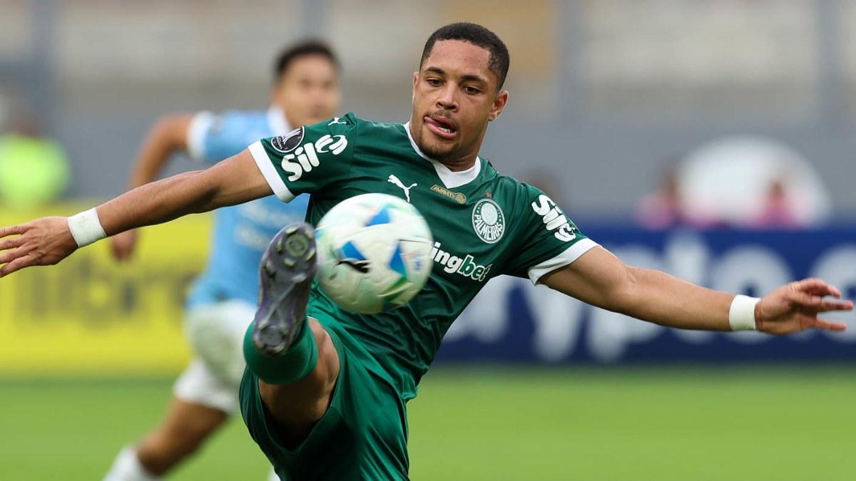 Abel Ferreira cambia de posición a Vitor Roque: "No teníamos a otro jugador para esa posición"