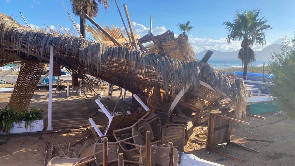 -Wie-ein-Tornado-Unwetter-zerst-rt-Strandbar-Moomba-in-Son-Serra-de-Marina