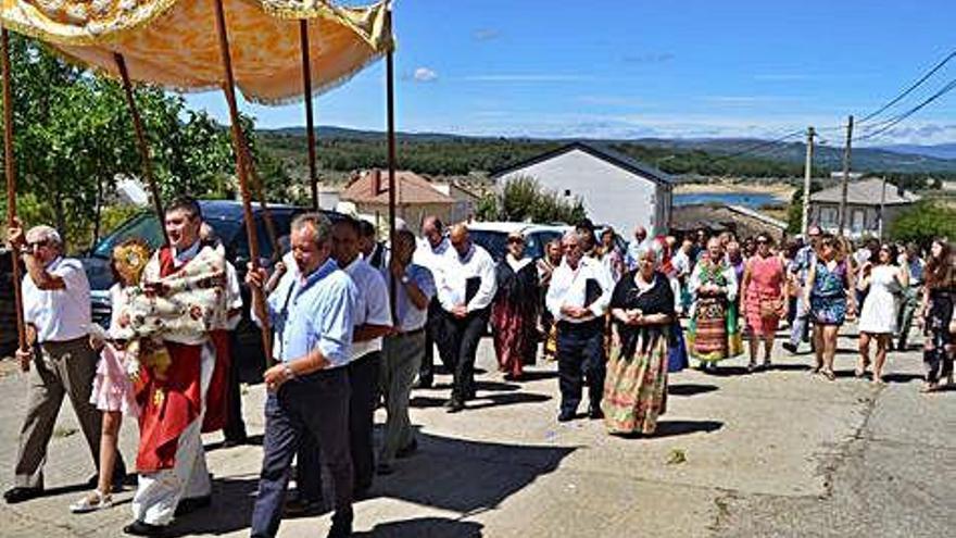 Sandín cumple y celebra la festividad del patrón Santiago Apóstol