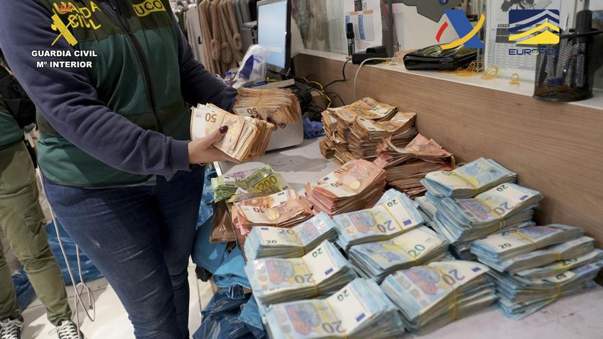 Cae una red de &quot;banca clandestina&quot; formada por refugiados ucranianos que blanqueaba grandes cantidades de dinero