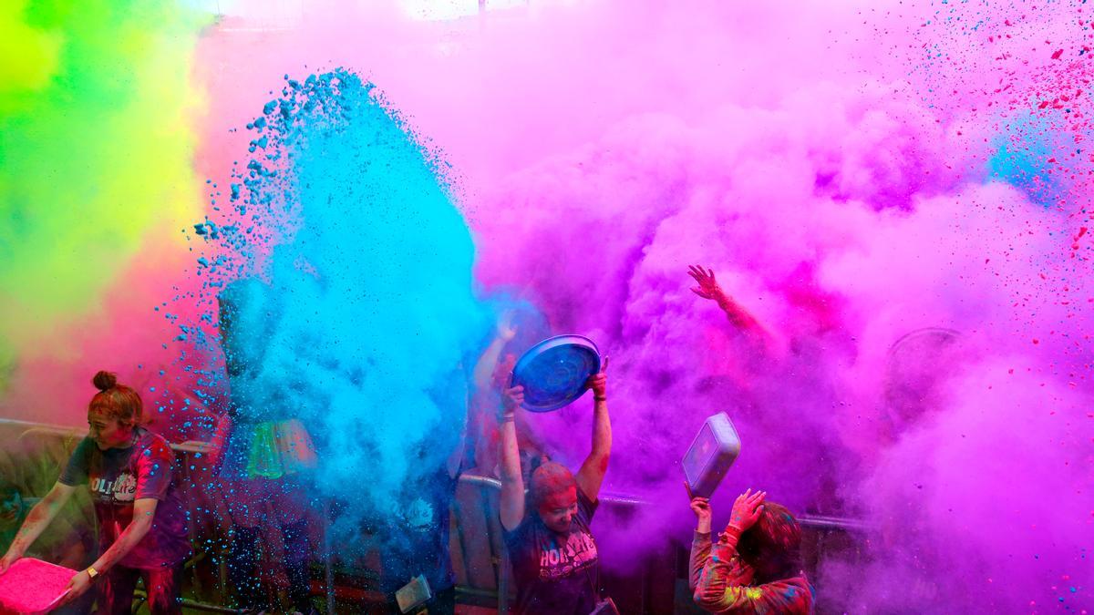 Unha «Holi Run» en Vigo.