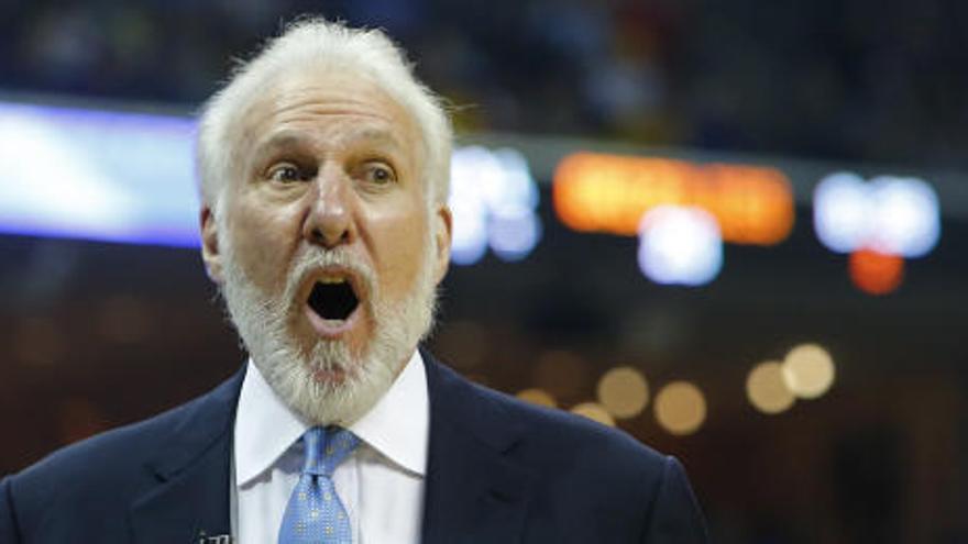 Gregg Popovich, durante un encuentro.