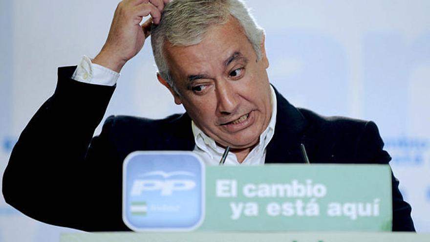 Antequera. El presidente del PP andaluz, Javier Arenas, ayer en la reunión de diputados autonómicos.
