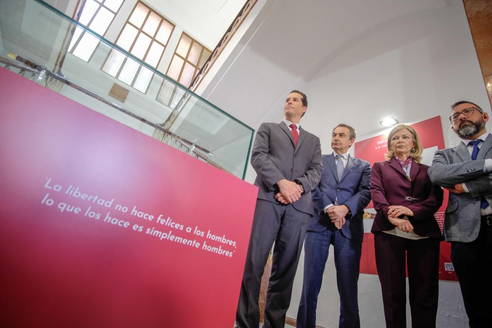 José Luis Rodríguez Zapatero inaugura en Elda la exposición de la vara de Azaña
