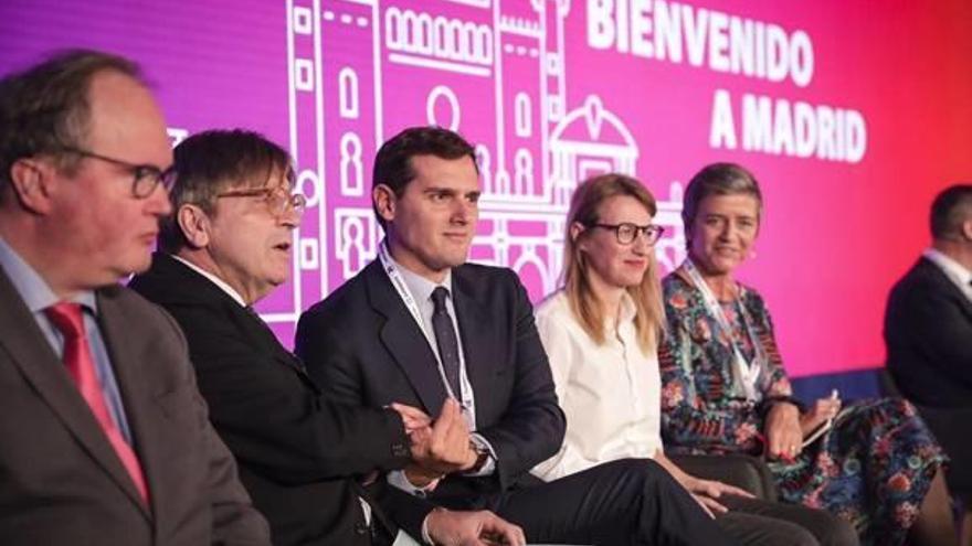 Albert Rivera, durant l&#039;acte amb els líders liberals europeus.