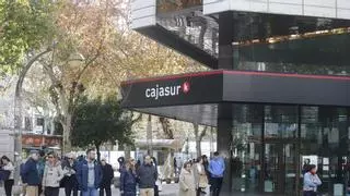 Kutxabank y Cajasur crecen en su aportación a la sociedad y en el impulso a la industria financiera