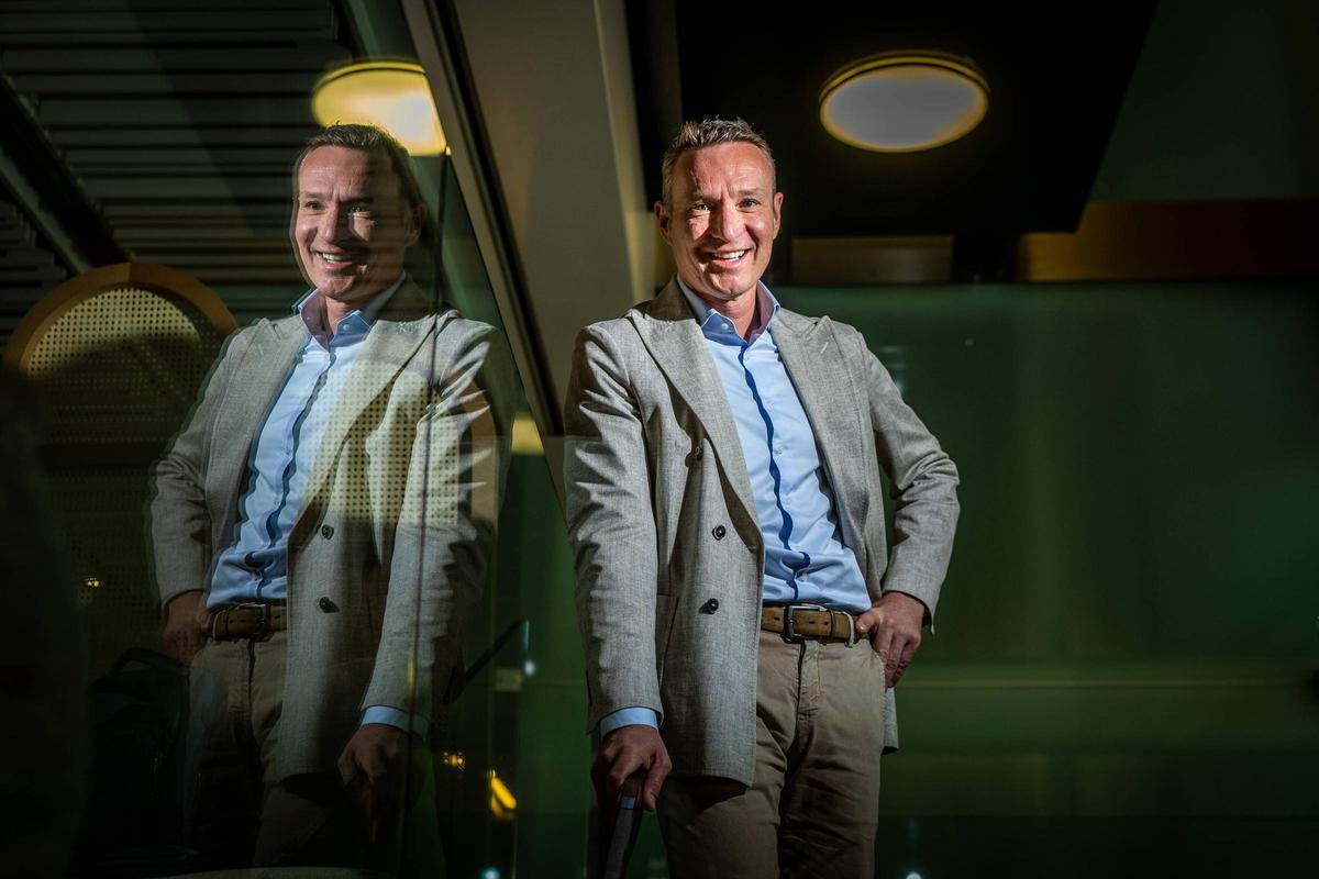 El consejero delegado de Menzies Aviation, Philipp Joeinig, responsable de una de las tres empresas de handling del aeropuerto de El Prat, en un hotel de Barcelona donde celebra la convención de su empresa.