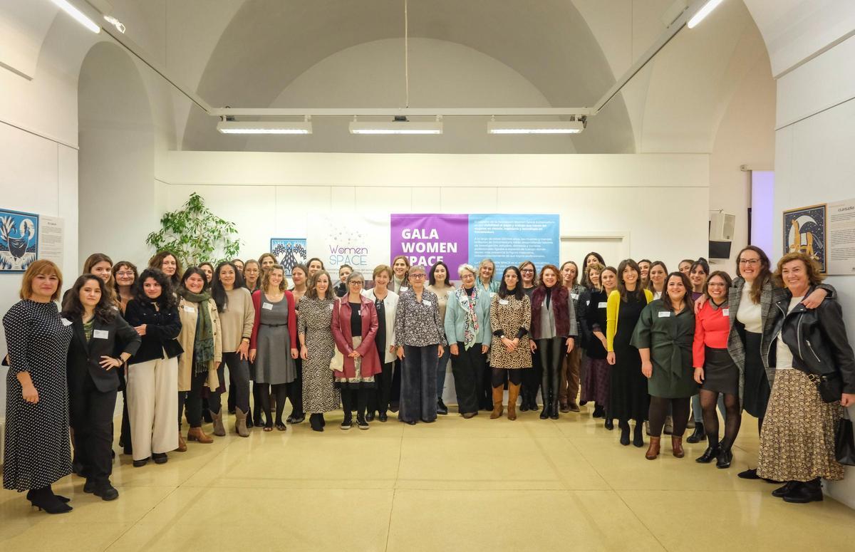Las participantes en la Gala Women Space.