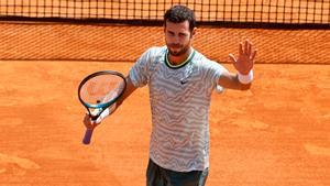 Khachanov celebra la victoria en Montecarlo