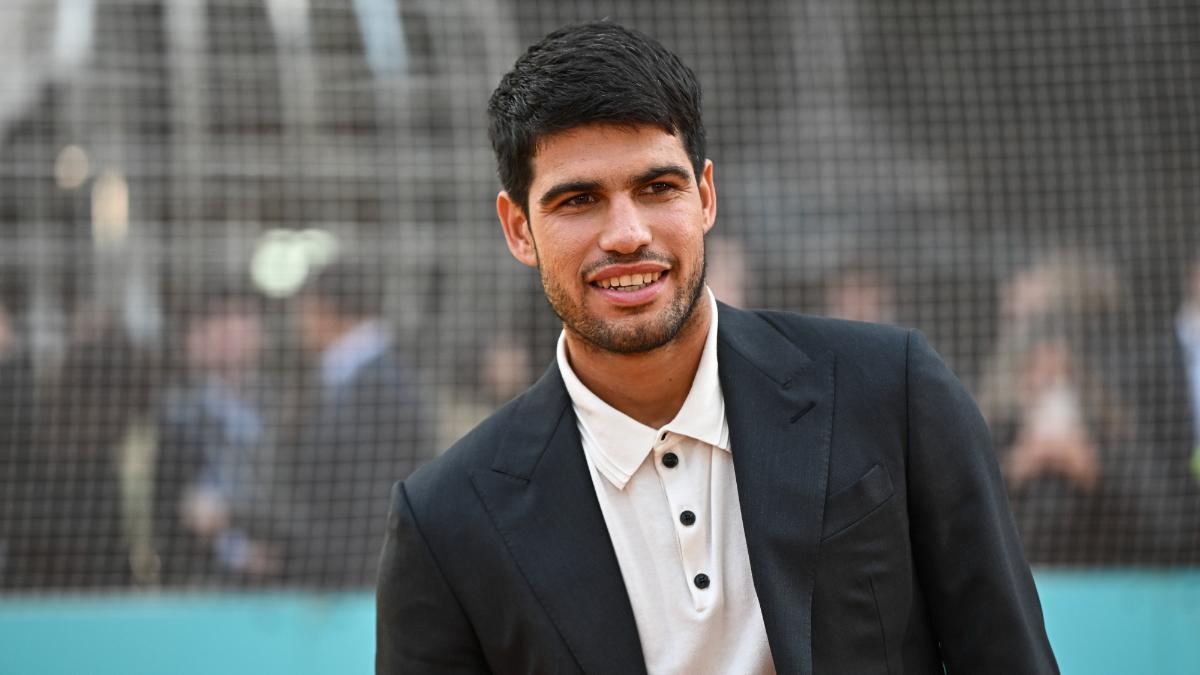 El tenista Carlos Alcaraz, durante el photocall del evento de presentación de su serie documental 'CARLOS ALCARAZ: A MI MANERA' este martes, en Madrid. EFE/ Fernando Villar