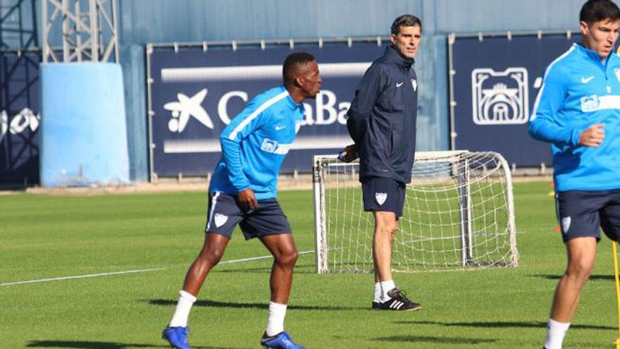 Mamadou Koné y Juan Ramón López Muñiz,  durante un entrenamiento.