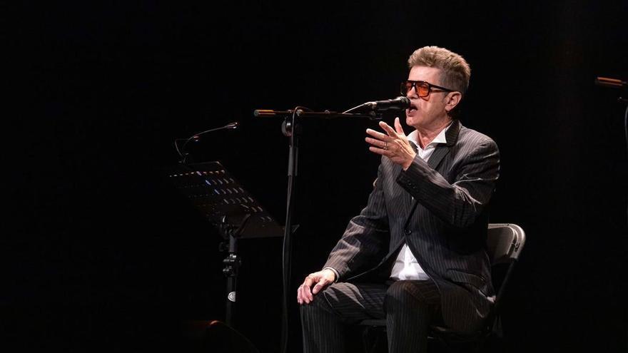 Concierto de Santiago Auserón en el Teatro Principal de Zaragoza