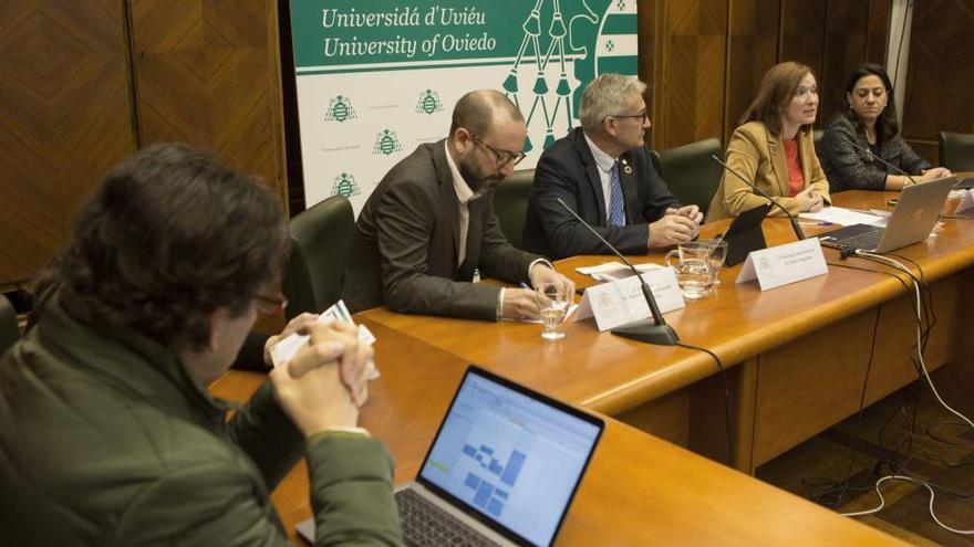 Presentación de la memoria de responsabilidad social de la Universidad de Oviedo.