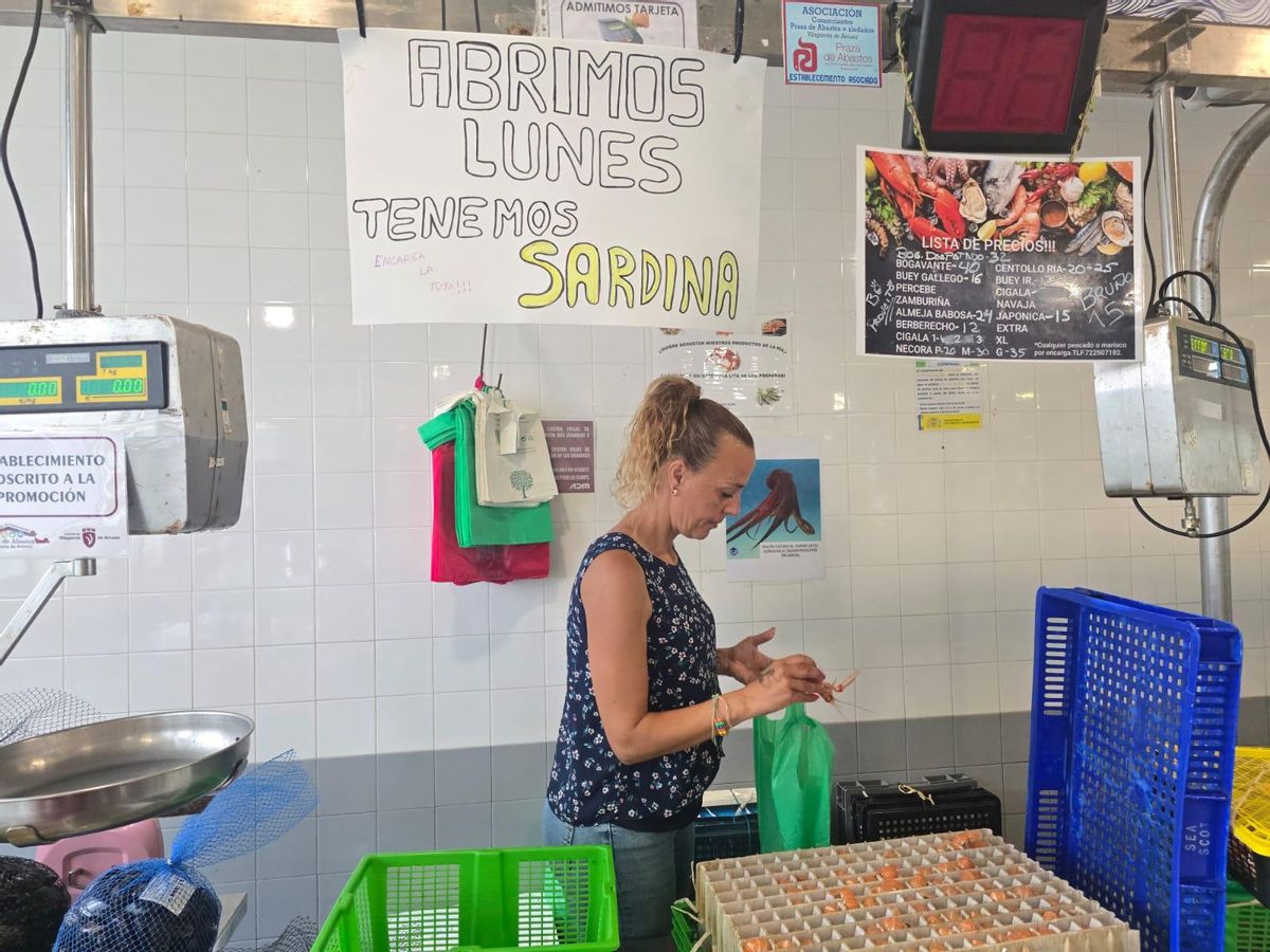 Muchos vendedores despacharán sardina el lunes. Incluidos algunos que, como OCP, suelen dedicarse exclusivamente al marisco.