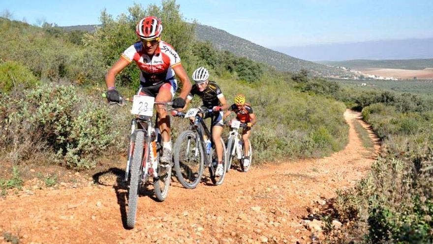 Imagen de una edición pasada de la Vuelta a Andalucia MTB