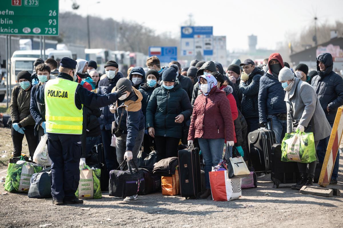 Entrada a Polonia desde Ucrania por la frontera de Dorohusk.