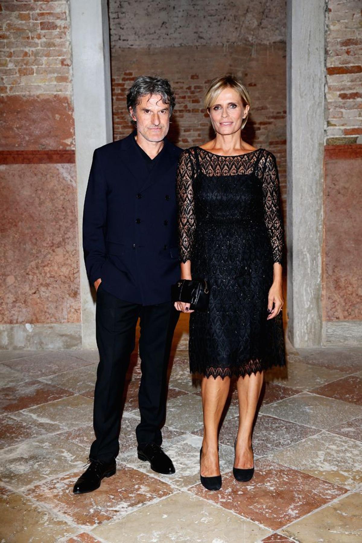 Isabella Ferrari y Renato De Maria en la cena de Miu Miu en Venecia