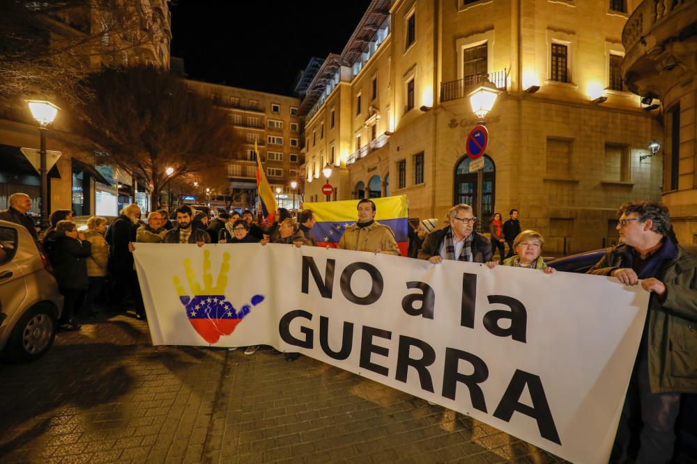 Concentración en Palma en contra de la intervención de EEUU en Venezuela