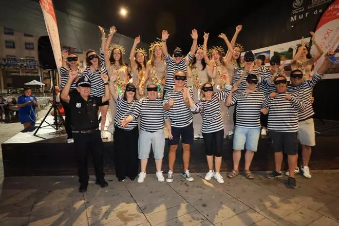 FOTOGALERIA I Busca't al sopar de disfresses per a penyes de les festes de la Mare de Déu de Gràcia de Vila-real