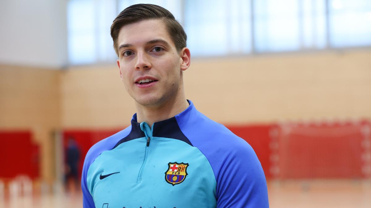 Domen Makuc renueva con el Barça