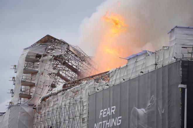 Fire hits historical Stock Exchange building in Copenhagen