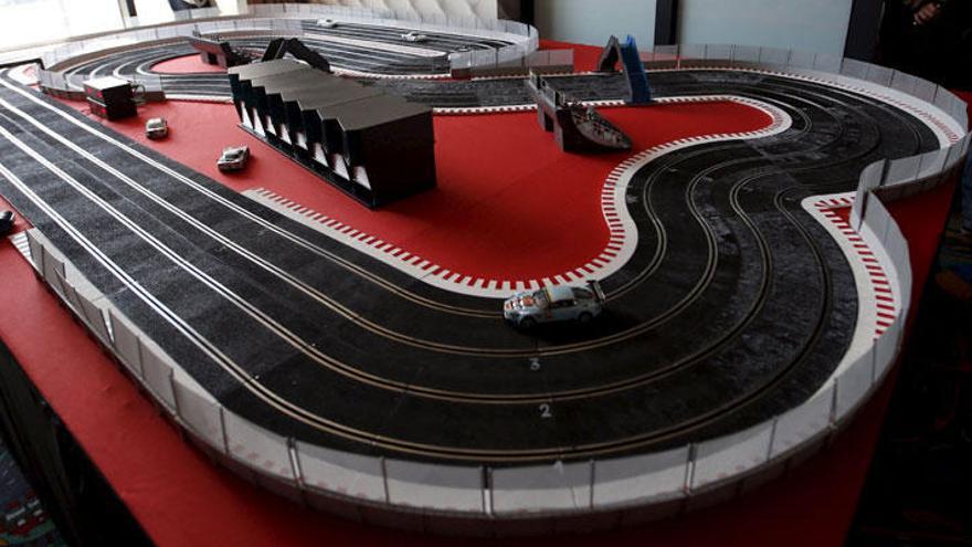 Imagen del Scalextric que tiene la selección en su hotel.