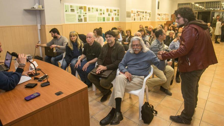 Imagen de la primera asamblea de Guanyar a puerta cerrada, el pasado mes de marzo, que trató sobre los presupuestos municipales