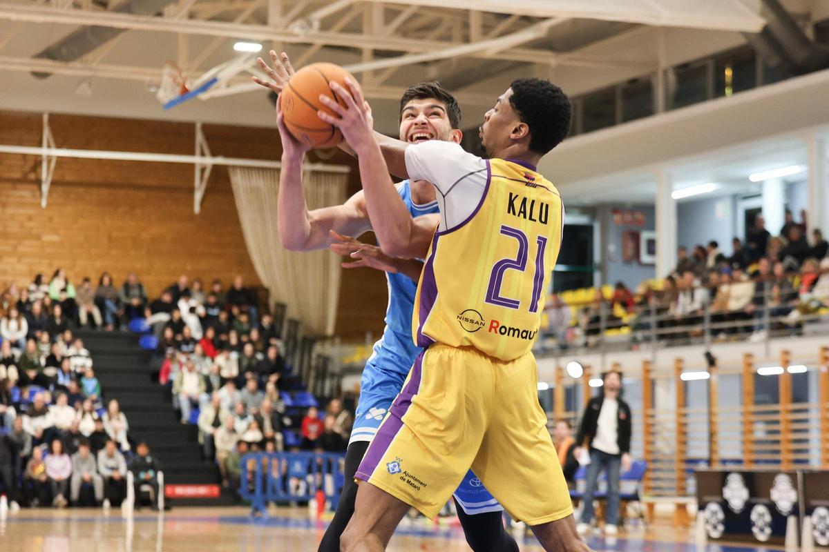 Galería: triunfo del Class Sant Antoni frente al Homs Mataró