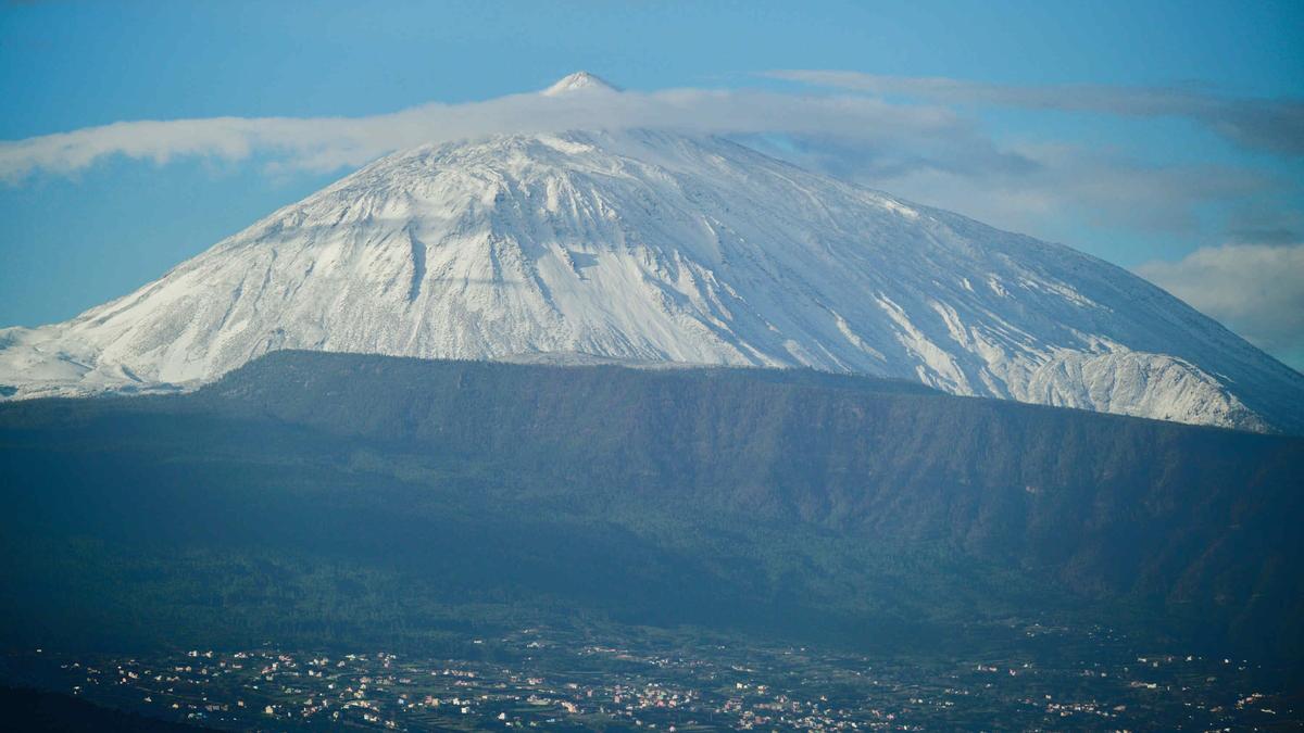 El Teide nevado, en imágenes