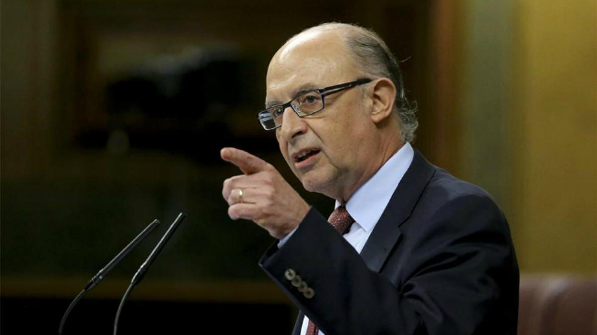 Montoro assegura davant el Congrés que en la lluita contra el frau la llei està per sobre d’amics i companys.