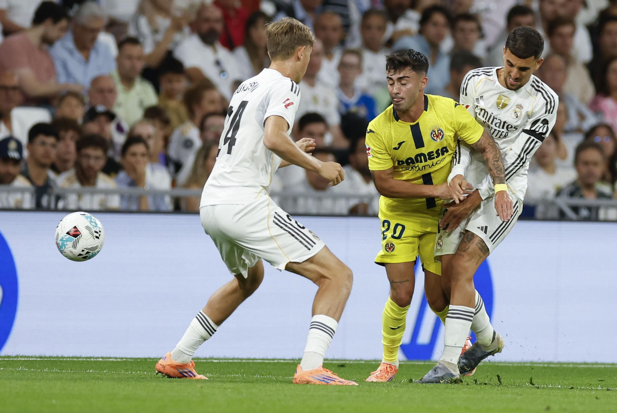 Courtois mantiene el empate al descanso (0-0)