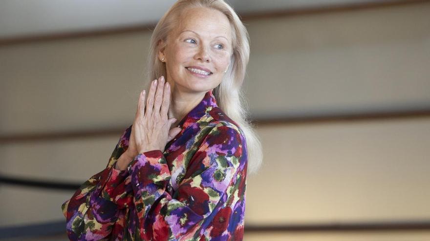 Pamela Anderson y el deseo de resarcirse del desprecio con &#039;The Last Showgirl&#039;: &quot;Me he perdido décadas de mi propia vida&quot;