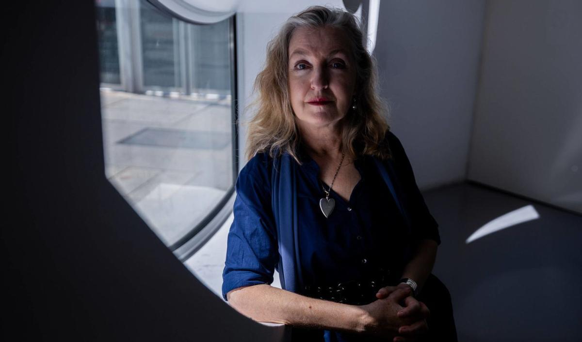 Rebecca Solnit, escriptora i activista nord-americana: "La gent està emprenyada. I quan t’emprenyes, perds la por" Rebecca Solnit, escriptora i activista nord-americana: "La gent està emprenyada. I quan t’emprenyes, perds la por"