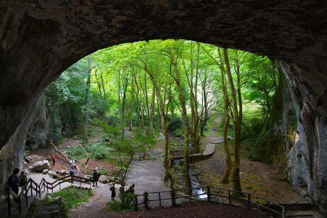 Cuevas de Zugarramurdi, Navarra, lugares abandonados, España