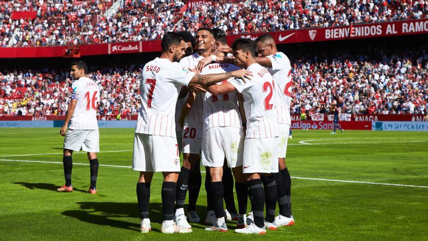 El Sevilla llega a Son Moix tras vencer por 5-3 al Levante.
