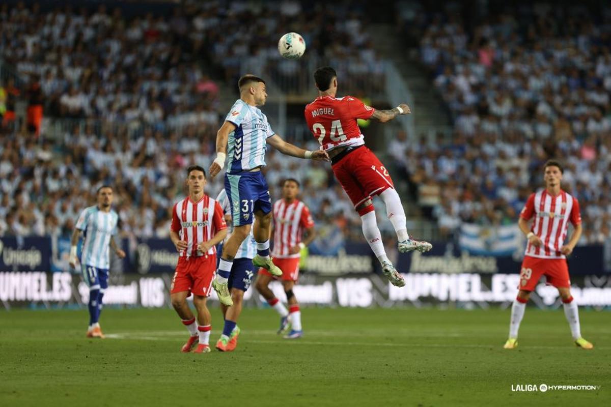 Imagen del Málaga CF - UD Almería, ida de la final por el ascenso a Primera.