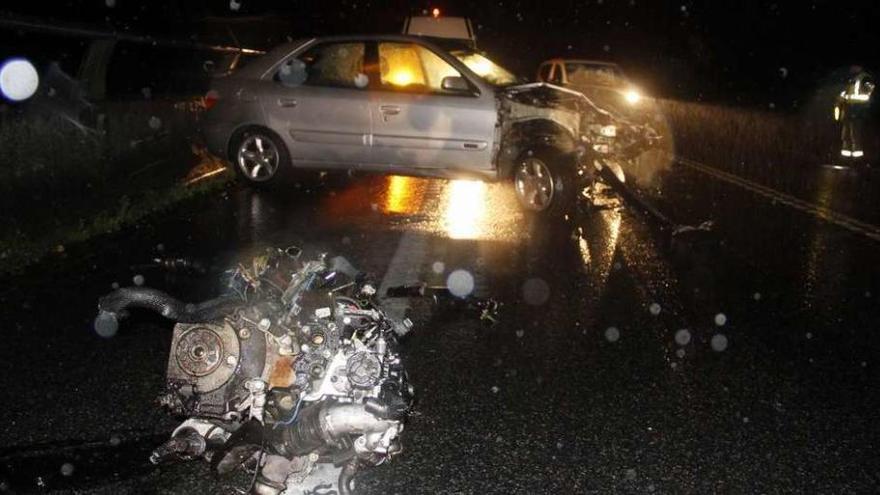 Estado en el que quedó el coche que atropelló mortalmente a las dos mujeres en Meira.