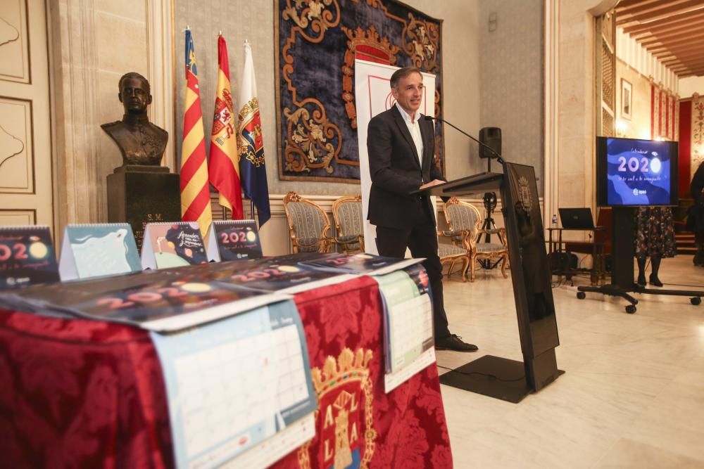 Un momento del acto de presentación del calendario