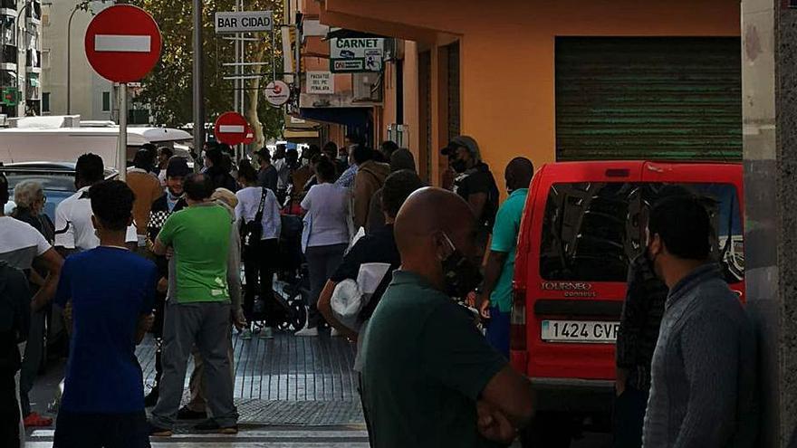 Un fondo buitre desahucia a una madre enferma y su hijo en el paro