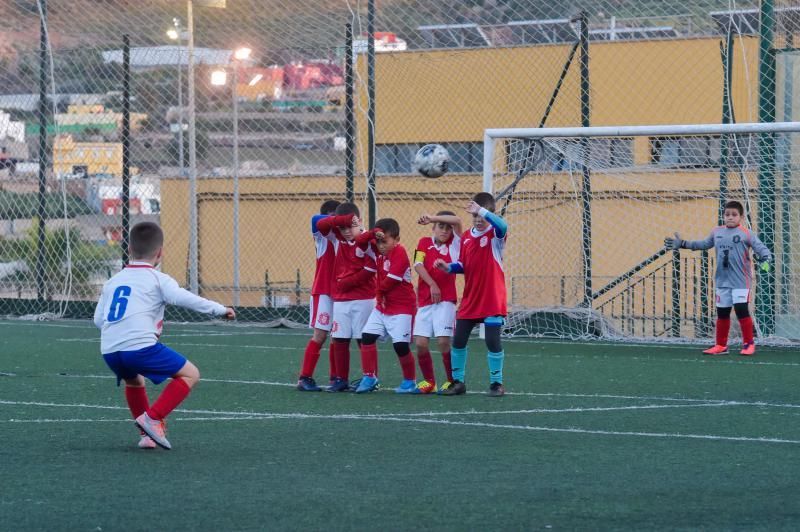 24-01-2020 GALDAR. Futbol prebenjamín: Unión Moral # Firgas, en el campo Venancio Monzón de la Ciudad Deportiva San Isidro  | 25/01/2020 | Fotógrafo: Andrés Cruz