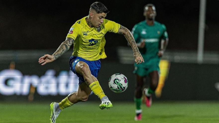 Cristo González, durante uno de sus partidos con el Arouca.