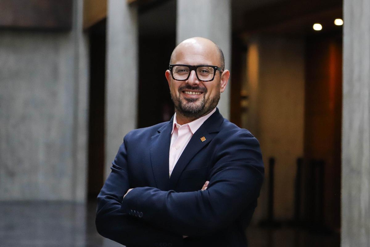 El presidente del PAR, Alberto Izquierdo, este jueves en las Cortes de Aragón.