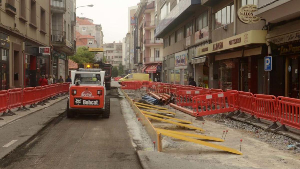 Los trabajos de fresado iniciados ayer en Arzobispo Lago. 