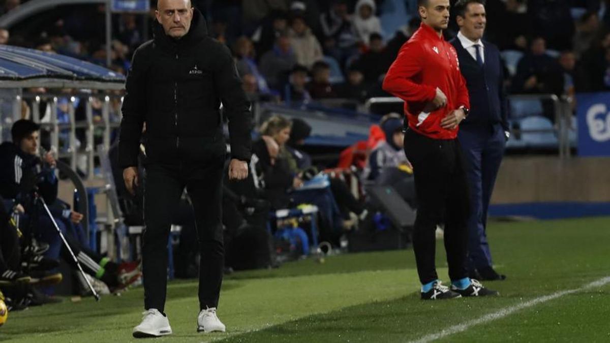 Julián Calero, entrenador del Cartagena, durante el partido del pasado viernes en La Romareda, en el que fue expulsado